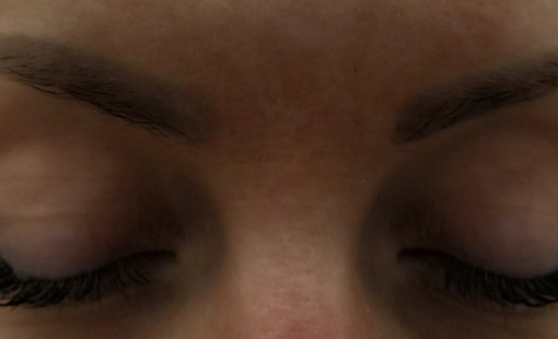 Перманентный макияж бровей